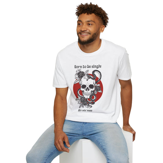 Vinocapachi Born to be single T-Shirt